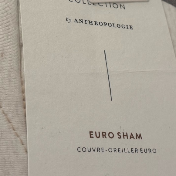 Anthropologie Soft cable Knit Pillow Cover in Cream - Picture 5 of 13